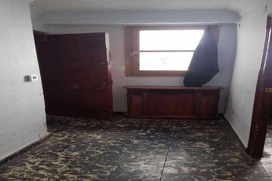 Valencia,Valencia,España,3 Bedrooms Bedrooms,1 BañoBathrooms,Apartamentos,4368