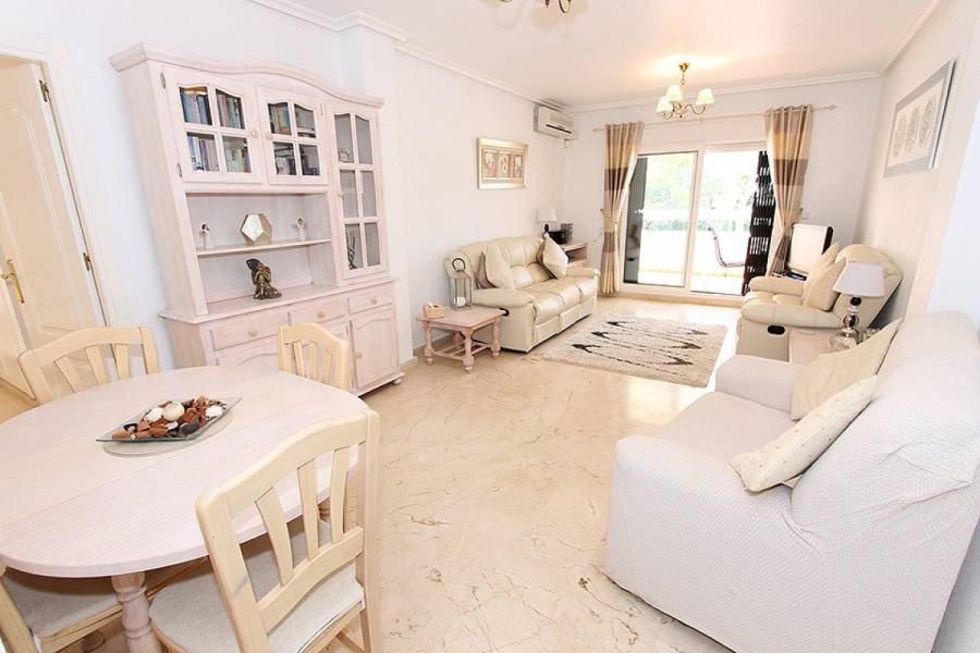 Orihuela,Alicante,España,2 Bedrooms Bedrooms,2 BathroomsBathrooms,Apartamentos,39171