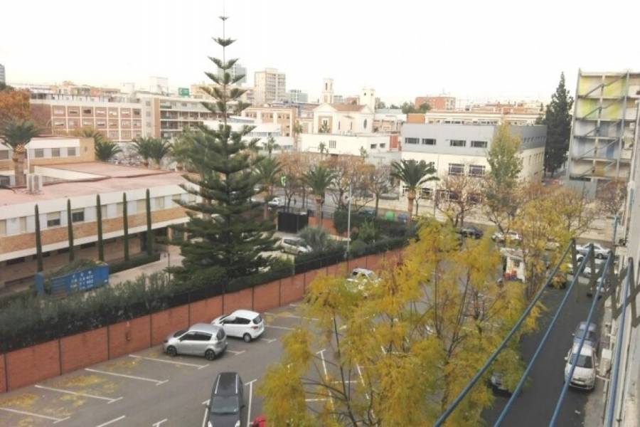 Valencia,Valencia,España,3 Bedrooms Bedrooms,1 BañoBathrooms,Apartamentos,4369