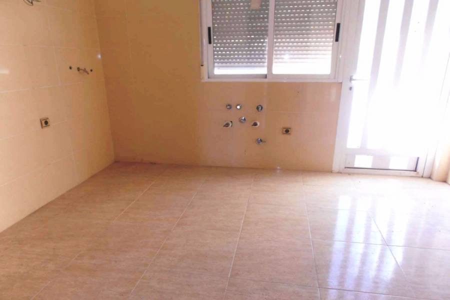 Valencia,Valencia,España,4 Bedrooms Bedrooms,2 BathroomsBathrooms,Casas,4374