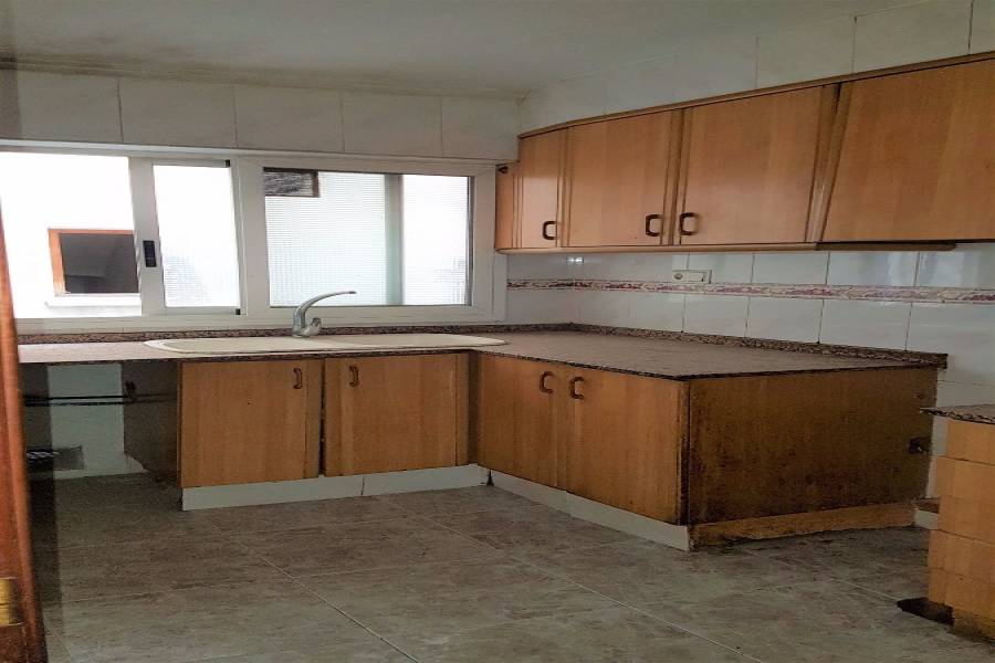 Valencia,Valencia,España,3 Bedrooms Bedrooms,1 BañoBathrooms,Apartamentos,4375