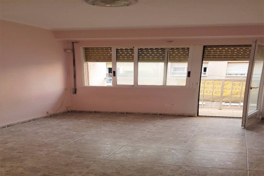 Valencia,Valencia,España,3 Bedrooms Bedrooms,1 BañoBathrooms,Apartamentos,4375