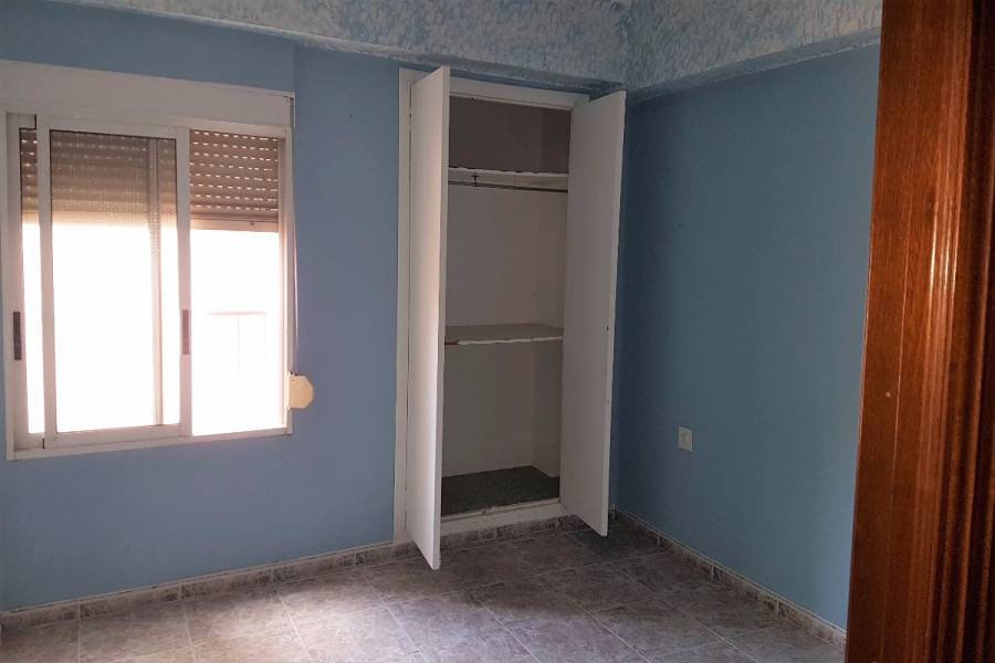 Valencia,Valencia,España,3 Bedrooms Bedrooms,1 BañoBathrooms,Apartamentos,4375