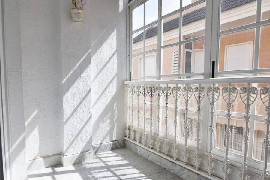 Santa Pola,Alicante,España,2 Bedrooms Bedrooms,1 BañoBathrooms,Apartamentos,39292