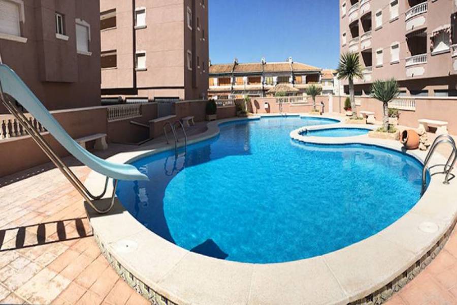 Santa Pola,Alicante,España,2 Bedrooms Bedrooms,1 BañoBathrooms,Apartamentos,39303