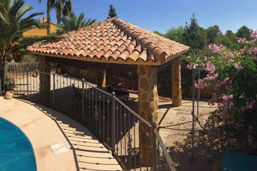 Santa Pola,Alicante,España,5 Bedrooms Bedrooms,2 BathroomsBathrooms,Chalets,39308