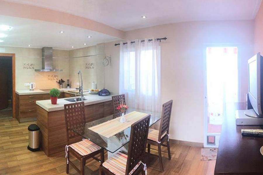 Gran alacant,Alicante,España,3 Bedrooms Bedrooms,2 BathroomsBathrooms,Chalets,39324