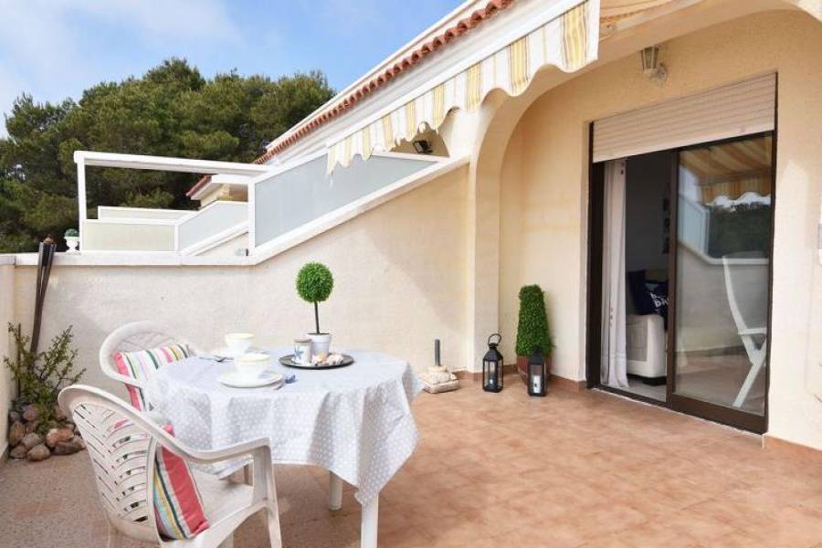 Gran alacant,Alicante,España,3 Bedrooms Bedrooms,2 BathroomsBathrooms,Bungalow,39325