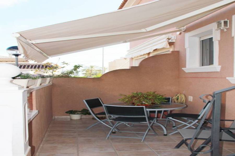 Santa Pola,Alicante,España,3 Bedrooms Bedrooms,2 BathroomsBathrooms,Bungalow,39332