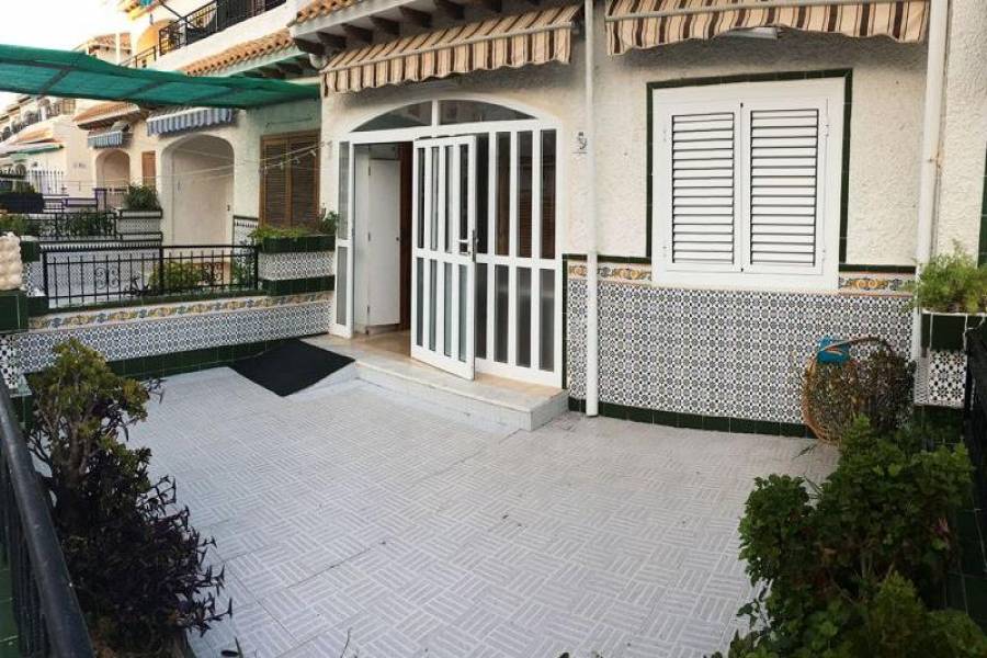 Santa Pola,Alicante,España,2 Bedrooms Bedrooms,1 BañoBathrooms,Apartamentos,39338