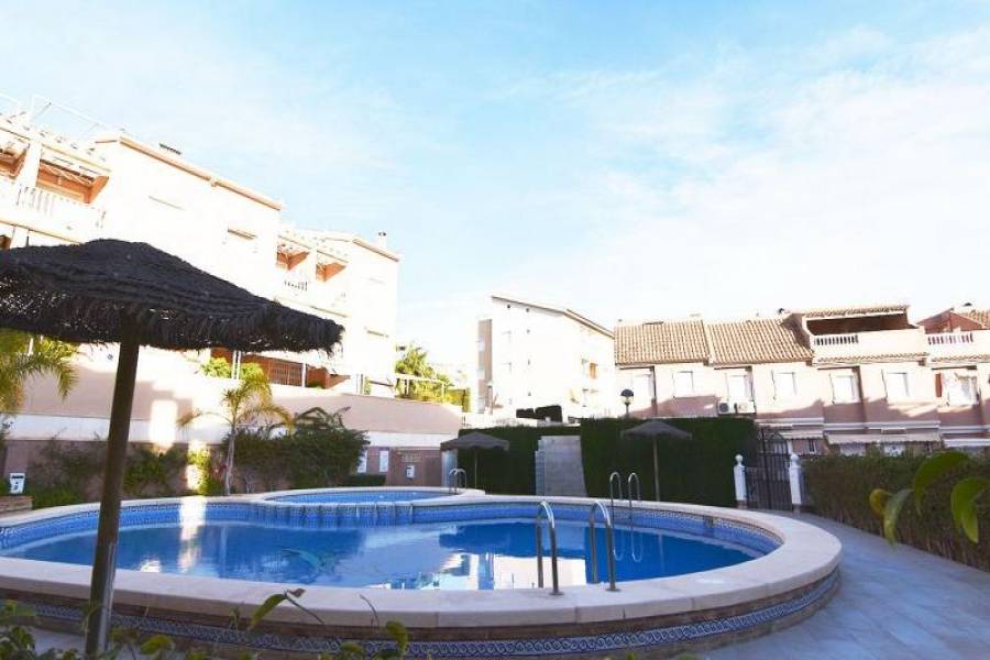 Santa Pola,Alicante,España,4 Bedrooms Bedrooms,3 BathroomsBathrooms,Bungalow,39342