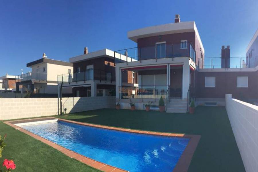 Gran alacant,Alicante,España,3 Bedrooms Bedrooms,2 BathroomsBathrooms,Chalets,39346