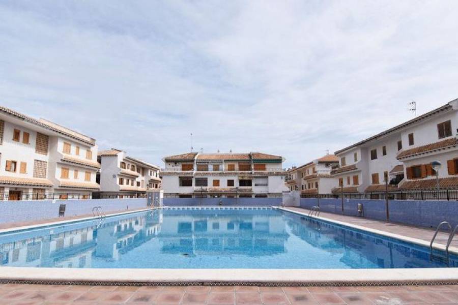 Santa Pola,Alicante,España,2 Bedrooms Bedrooms,1 BañoBathrooms,Bungalow,39365