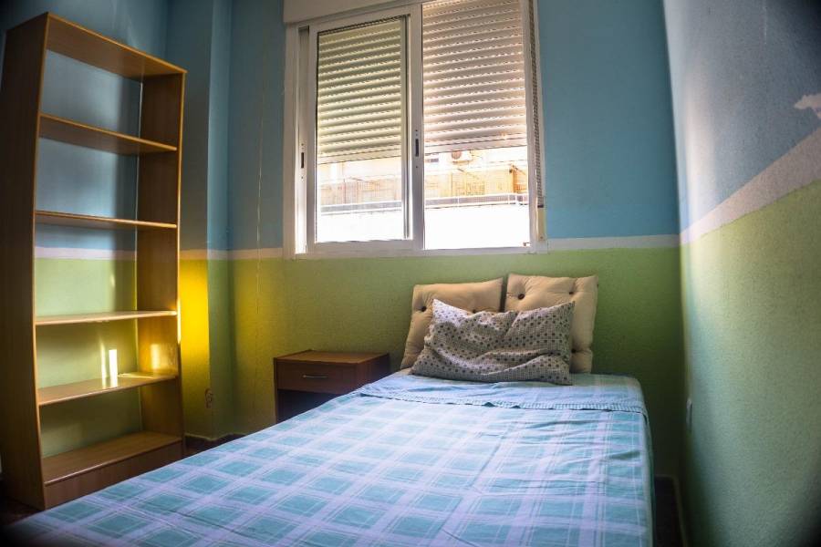 Silla,Valencia,España,3 Bedrooms Bedrooms,2 BathroomsBathrooms,Apartamentos,4388