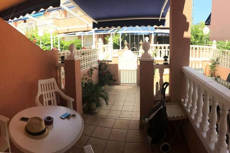 Santa Pola,Alicante,España,2 Bedrooms Bedrooms,2 BathroomsBathrooms,Chalets,39372