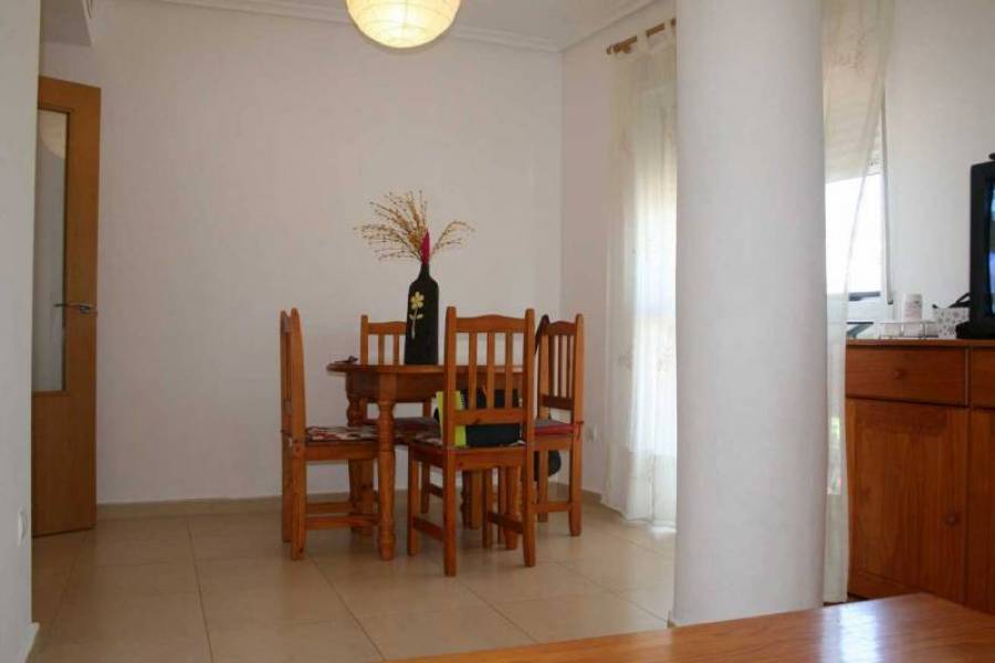 Santa Pola,Alicante,España,2 Bedrooms Bedrooms,1 BañoBathrooms,Apartamentos,39375