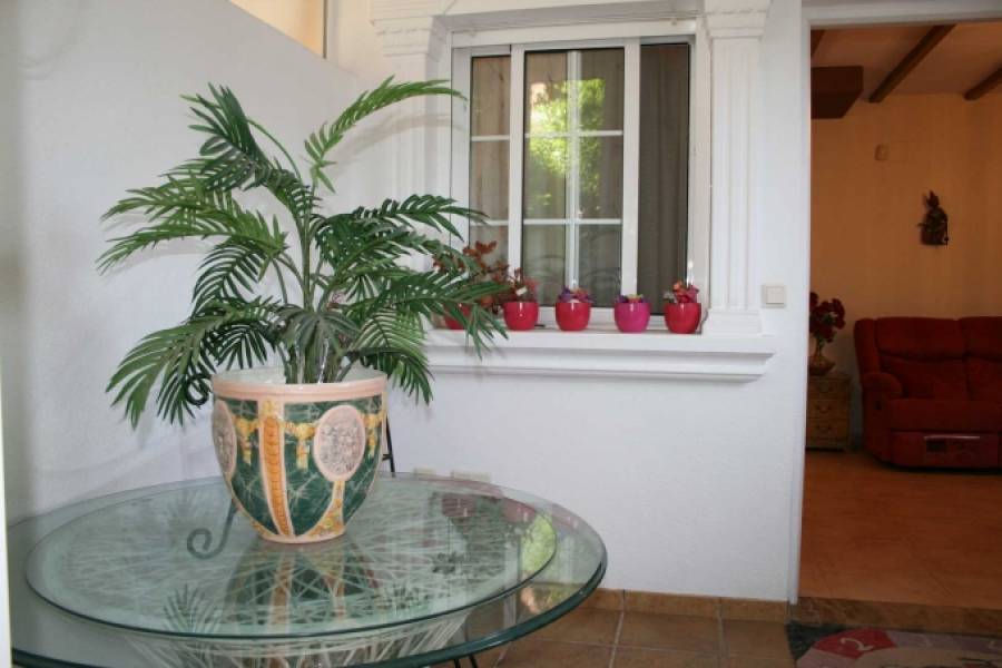 Santa Pola,Alicante,España,4 Bedrooms Bedrooms,3 BathroomsBathrooms,Bungalow,39417