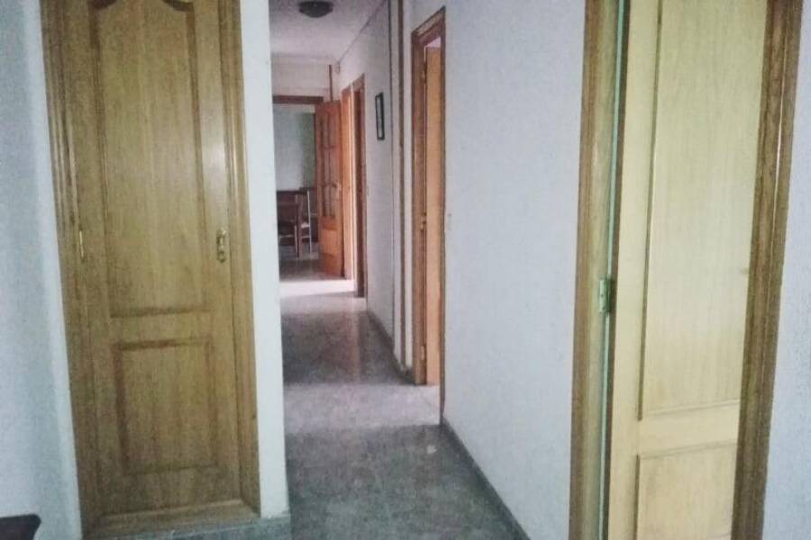 Valencia,Valencia,España,3 Bedrooms Bedrooms,1 BañoBathrooms,Apartamentos,4393