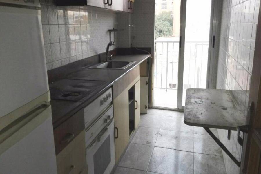Valencia,Valencia,España,3 Bedrooms Bedrooms,1 BañoBathrooms,Apartamentos,4393
