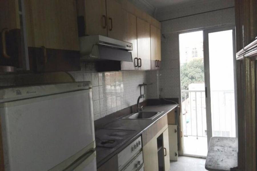 Valencia,Valencia,España,3 Bedrooms Bedrooms,1 BañoBathrooms,Apartamentos,4393
