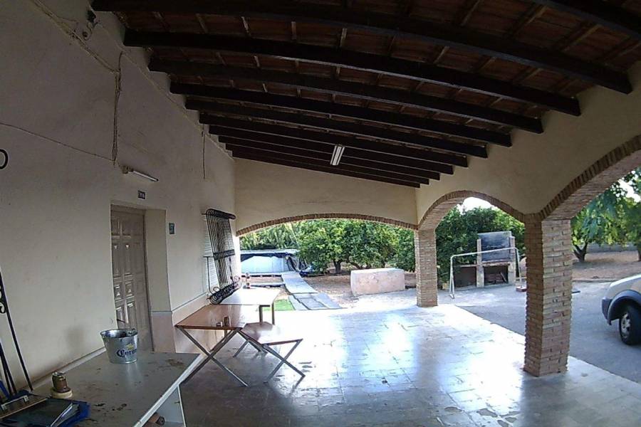 Elche,Alicante,España,3 Bedrooms Bedrooms,1 BañoBathrooms,Chalets,39479