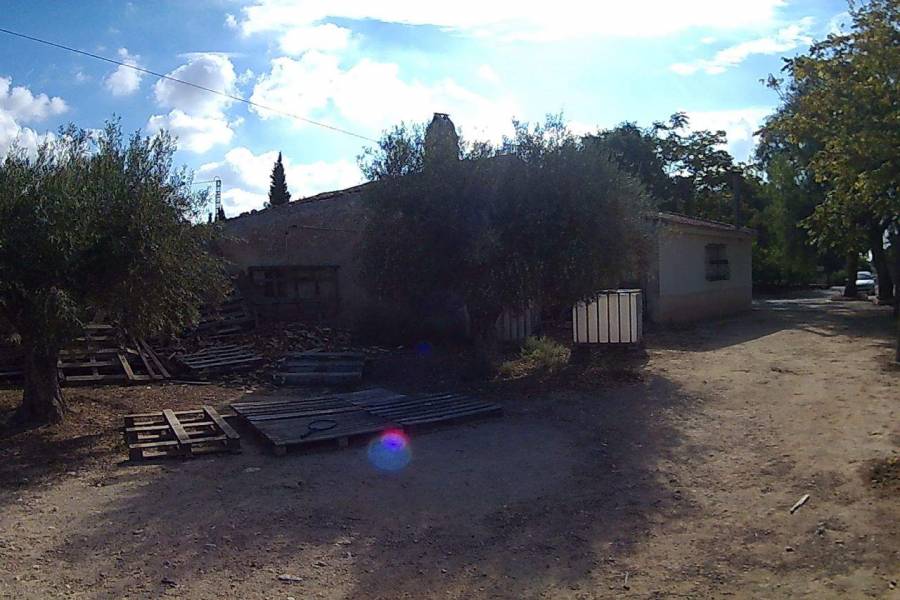 Elche,Alicante,España,3 Bedrooms Bedrooms,1 BañoBathrooms,Chalets,39479