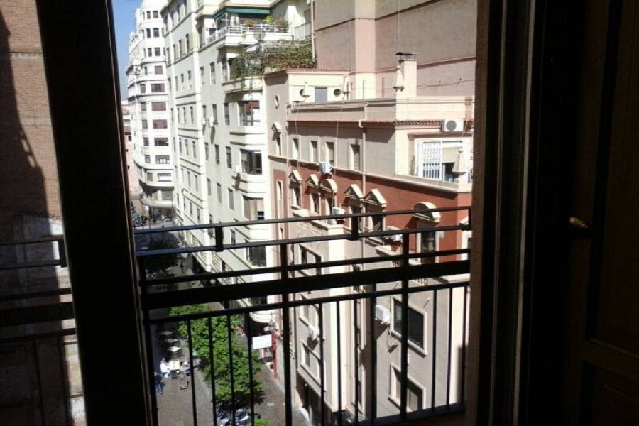 Valencia,Valencia,España,2 Bedrooms Bedrooms,2 BathroomsBathrooms,Apartamentos,4400