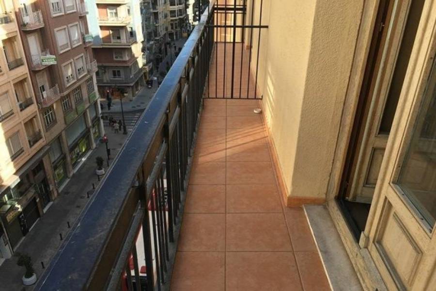 Valencia,Valencia,España,2 Bedrooms Bedrooms,2 BathroomsBathrooms,Apartamentos,4400