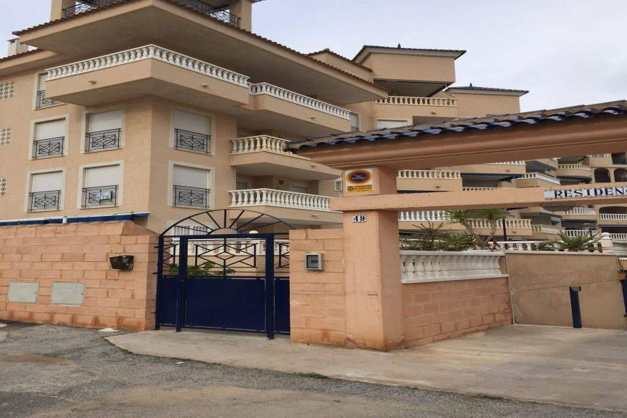 Santa Pola,Alicante,España,2 Bedrooms Bedrooms,1 BañoBathrooms,Apartamentos,39495