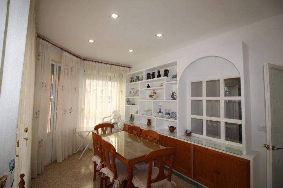 Santa Pola,Alicante,España,3 Bedrooms Bedrooms,1 BañoBathrooms,Apartamentos,39526