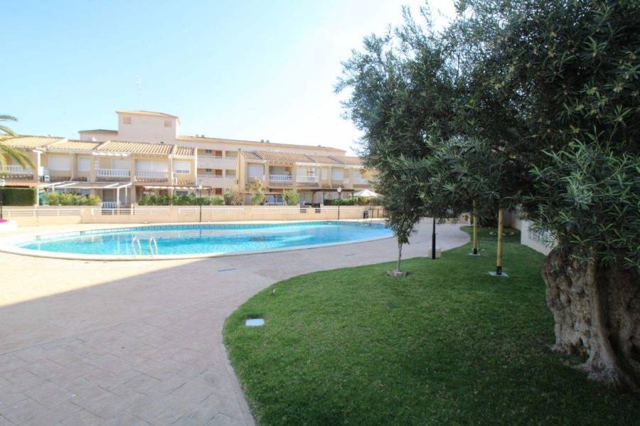 Santa Pola,Alicante,España,4 Bedrooms Bedrooms,2 BathroomsBathrooms,Dúplex,39563