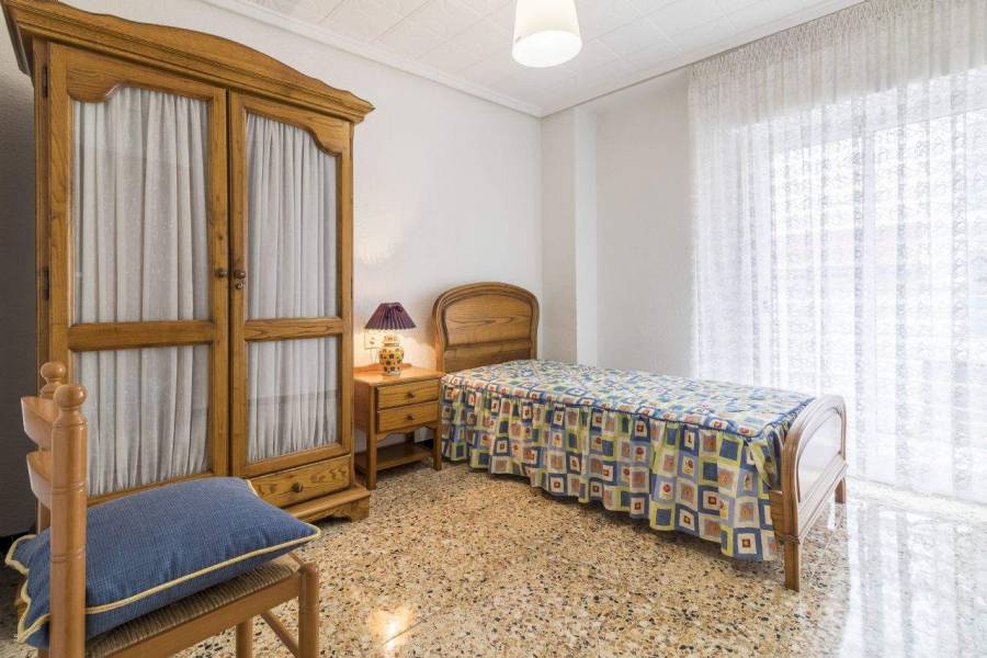 Elche,Alicante,España,3 Bedrooms Bedrooms,1 BañoBathrooms,Apartamentos,39573