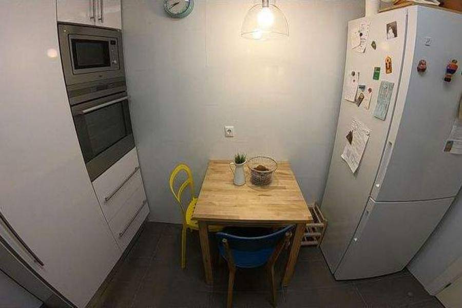 Alicante,Alicante,España,3 Bedrooms Bedrooms,1 BañoBathrooms,Apartamentos,39660