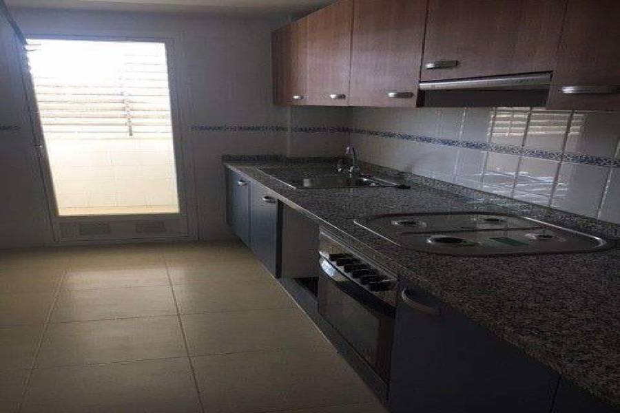 Alicante,Alicante,España,3 Bedrooms Bedrooms,2 BathroomsBathrooms,Apartamentos,39666