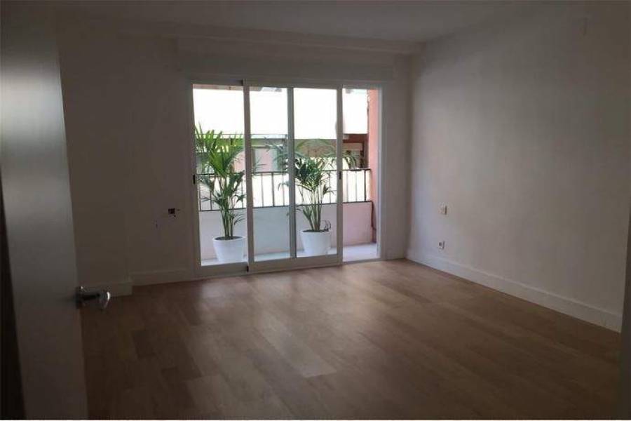Alicante,Alicante,España,3 Bedrooms Bedrooms,2 BathroomsBathrooms,Apartamentos,39670