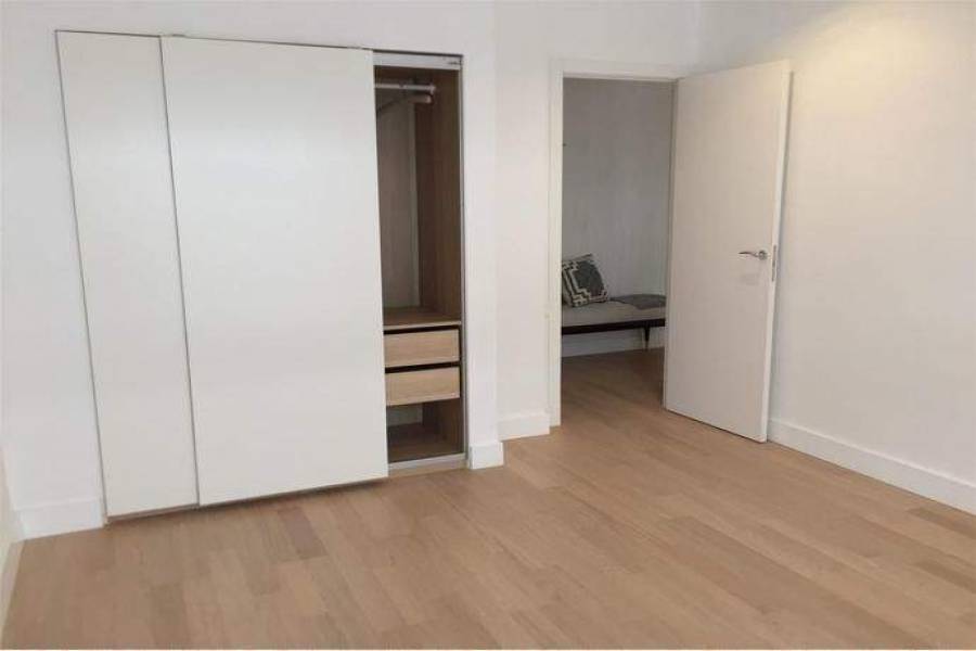 Alicante,Alicante,España,3 Bedrooms Bedrooms,2 BathroomsBathrooms,Apartamentos,39670