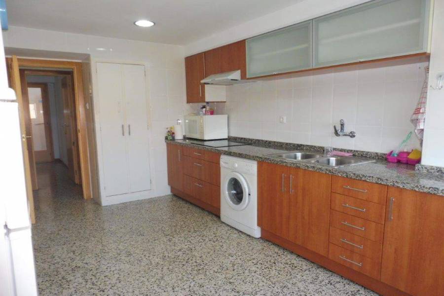 Alcoy-Alcoi,Alicante,España,4 Bedrooms Bedrooms,2 BathroomsBathrooms,Apartamentos,39692