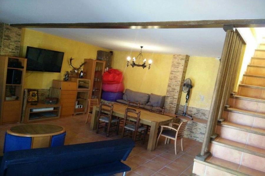 La Nucia,Alicante,España,3 Bedrooms Bedrooms,3 BathroomsBathrooms,Casas,39704
