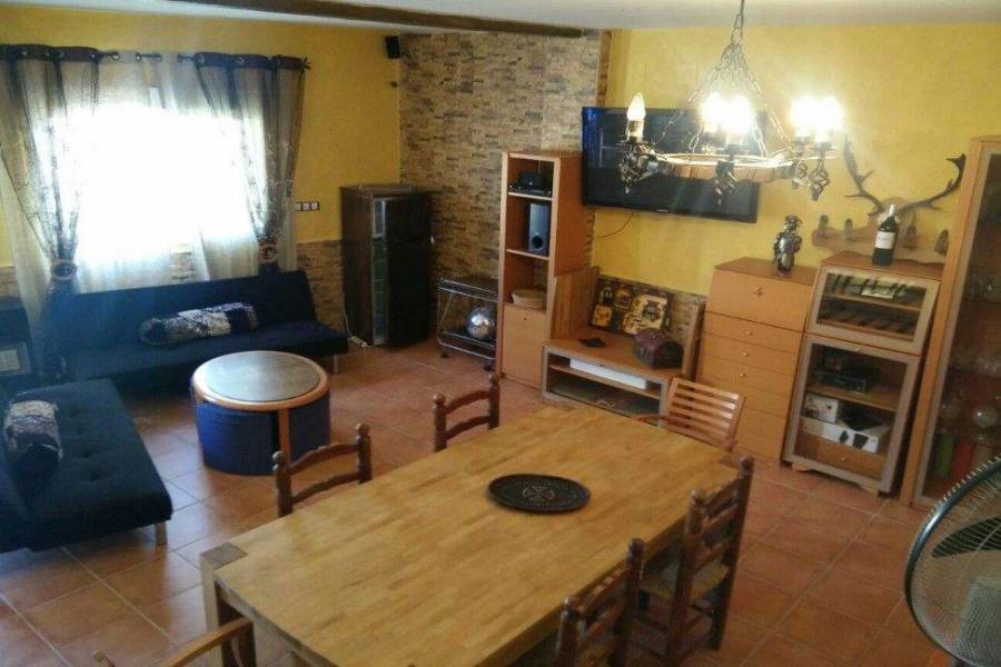 La Nucia,Alicante,España,3 Bedrooms Bedrooms,3 BathroomsBathrooms,Casas,39704