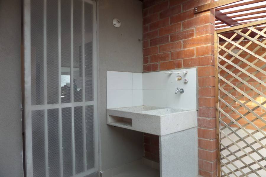 Cali,Valle del Cauca,Colombia,3 Bedrooms Bedrooms,3 BathroomsBathrooms,Casas,1,4420