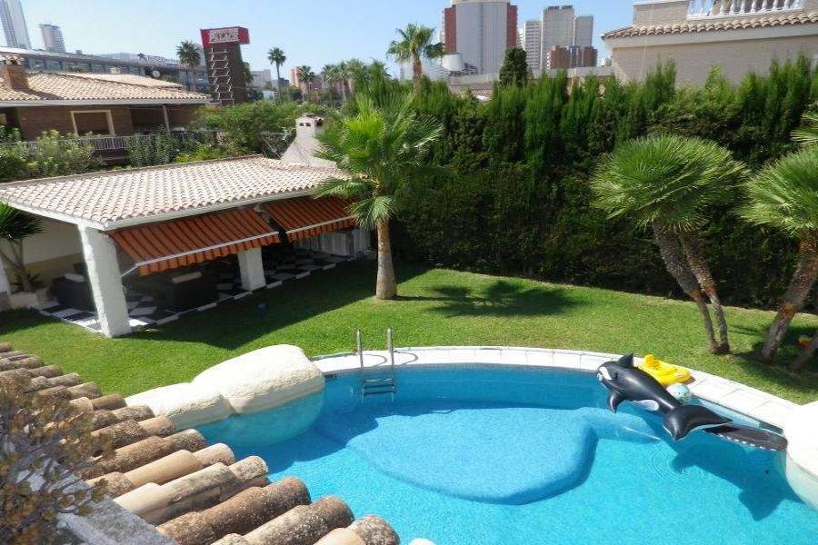 Benidorm,Alicante,España,6 Bedrooms Bedrooms,4 BathroomsBathrooms,Chalets,39775