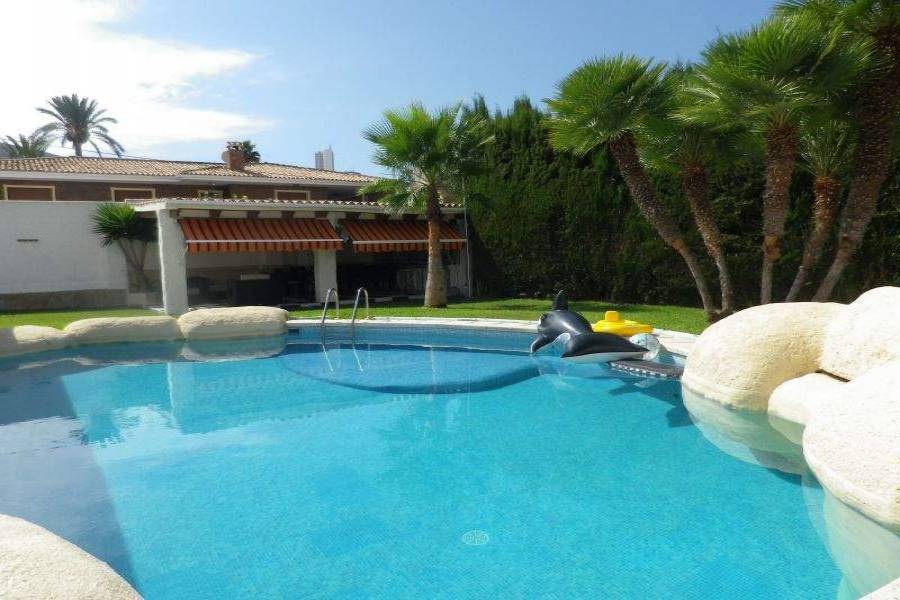 Benidorm,Alicante,España,6 Bedrooms Bedrooms,4 BathroomsBathrooms,Chalets,39775
