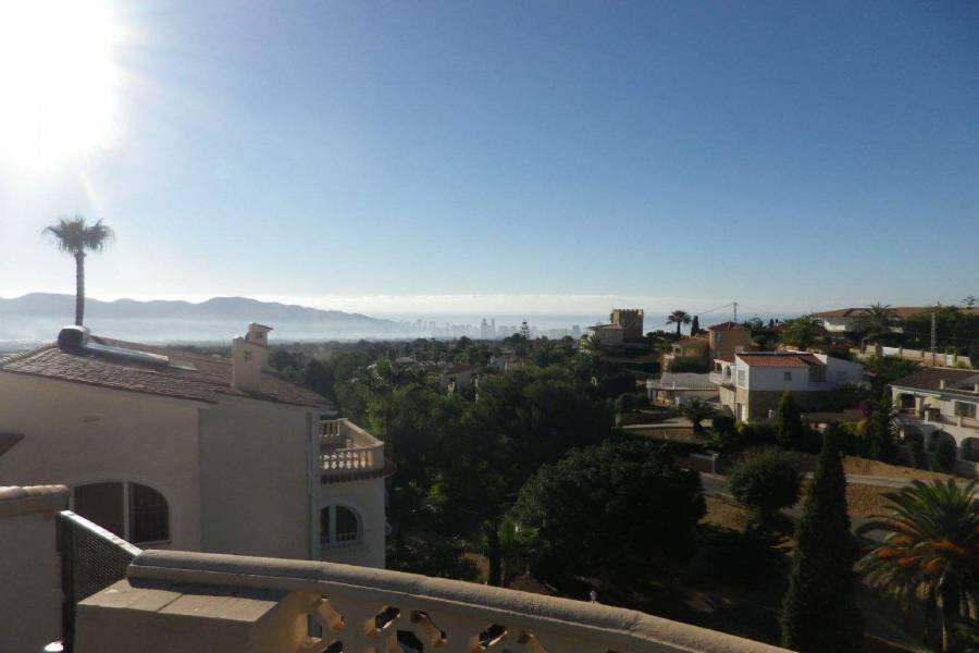 La Nucia,Alicante,España,4 Bedrooms Bedrooms,2 BathroomsBathrooms,Chalets,39788
