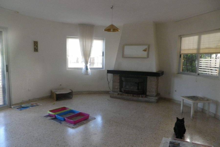 La Nucia,Alicante,España,4 Bedrooms Bedrooms,2 BathroomsBathrooms,Chalets,39788