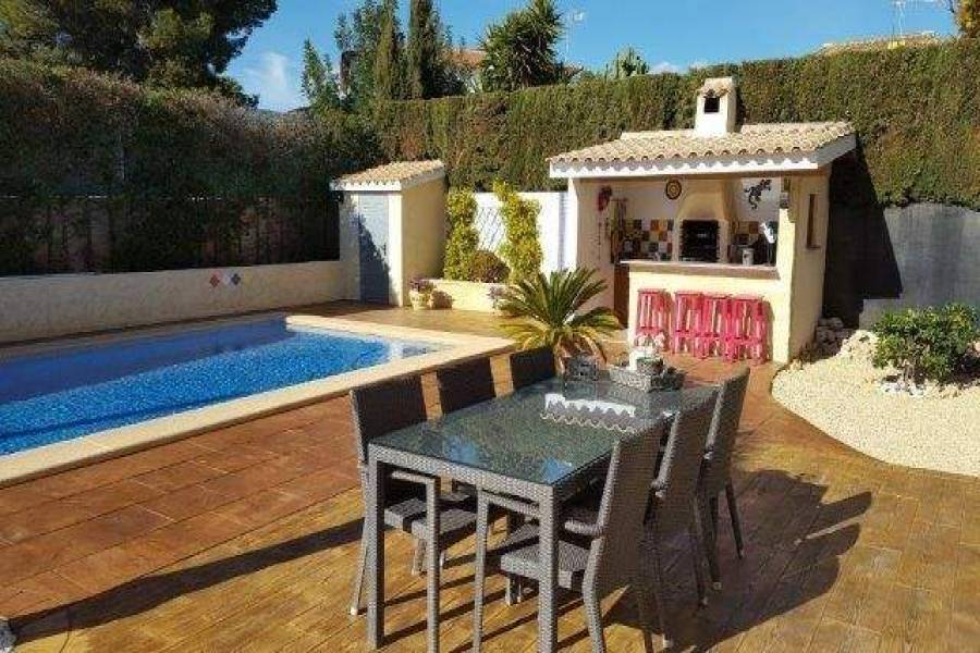 La Nucia,Alicante,España,3 Bedrooms Bedrooms,2 BathroomsBathrooms,Chalets,39825