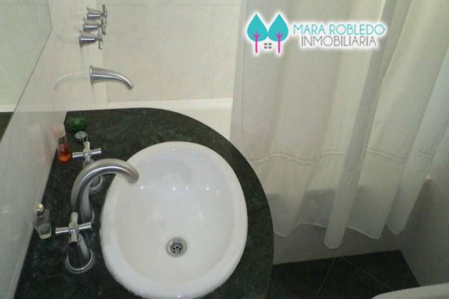 Pinamar,Buenos Aires,Argentina,3 Bedrooms Bedrooms,2 BathroomsBathrooms,Casas,AV SHAW,4428