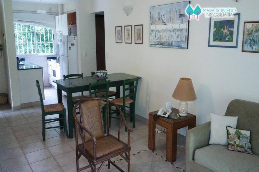 Pinamar,Buenos Aires,Argentina,2 Bedrooms Bedrooms,2 BathroomsBathrooms,Casas,BUEN ORDEN,4429