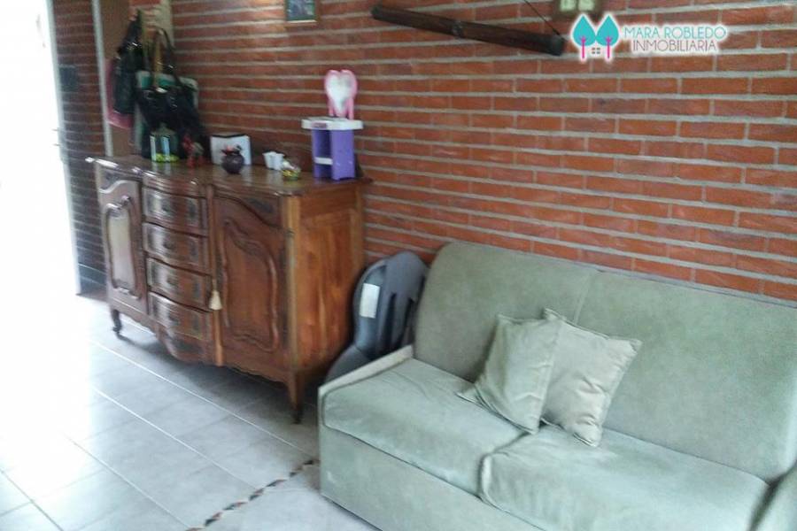 Pinamar,Buenos Aires,Argentina,2 Bedrooms Bedrooms,2 BathroomsBathrooms,Casas,BUEN ORDEN,4429