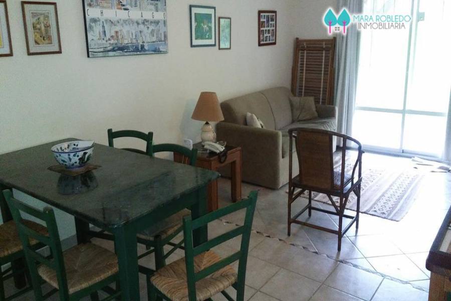 Pinamar,Buenos Aires,Argentina,2 Bedrooms Bedrooms,2 BathroomsBathrooms,Casas,BUEN ORDEN,4429