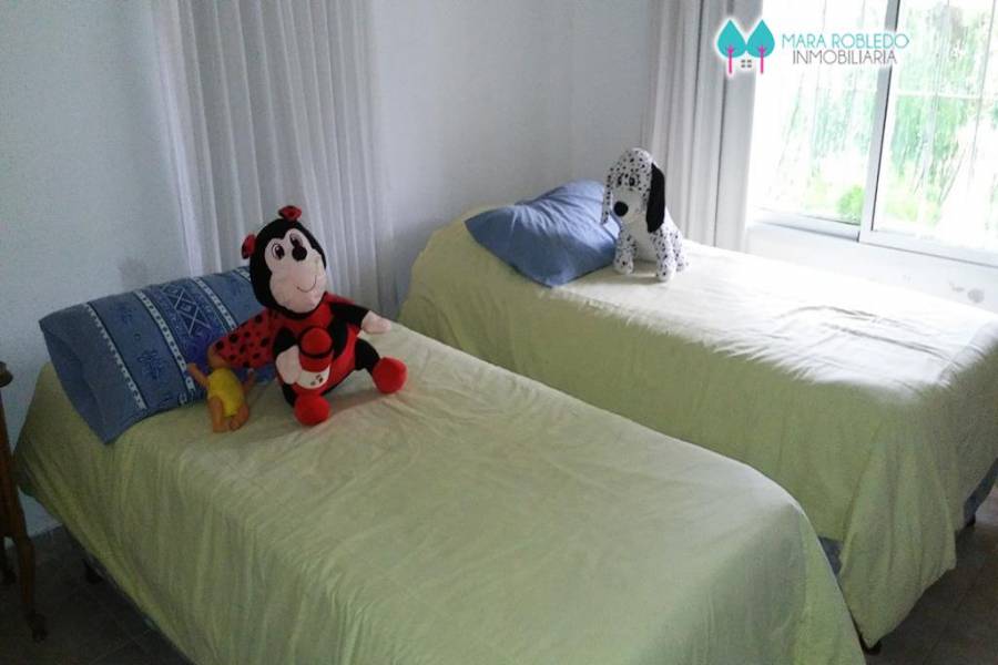 Pinamar,Buenos Aires,Argentina,2 Bedrooms Bedrooms,2 BathroomsBathrooms,Casas,BUEN ORDEN,4429